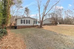 8275 Easley Rd, Walnut Cove, NC 27025 - Photo 3