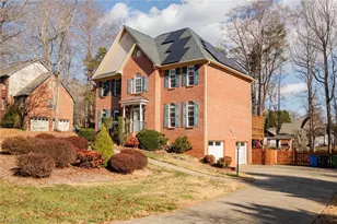 621 Doe Run Dr, Kernersville, NC 27284 - Photo 3