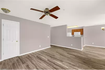 2204 McConnell Drive, Kernersville, NC 27284 - Photo 3
