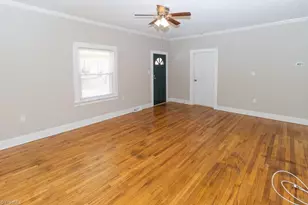 925 Lincoln St, Eden, NC 27288 - Photo 7