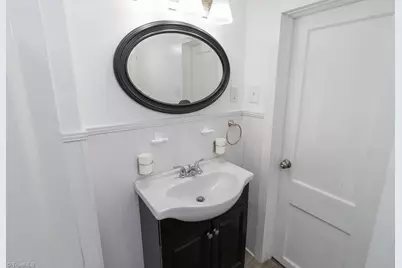 925 Lincoln Street, Eden, NC 27288 - Photo 23