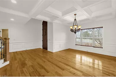 1352 Trafalgar Drive, High Point, NC 27262 - Photo 7