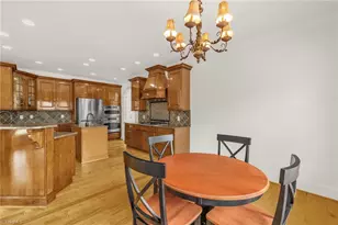 1352 Trafalgar Dr, High Point, NC 27262 - Photo 15