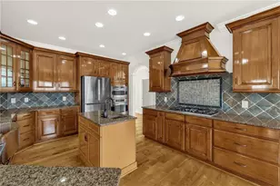 1352 Trafalgar Dr, High Point, NC 27262 - Photo 19