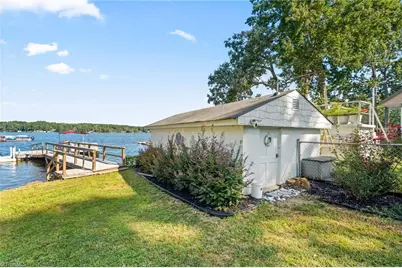 309 Shoreline Drive, Lexington, NC 27292 - Photo 9