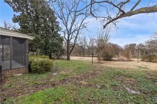 505 Salisbury St, Kernersville, NC 27284 - Photo 29