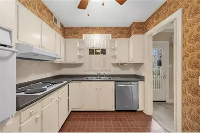 505 Salisbury Street, Kernersville, NC 27284 - Photo 9