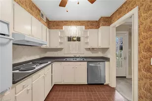 505 Salisbury St, Kernersville, NC 27284 - Photo 9