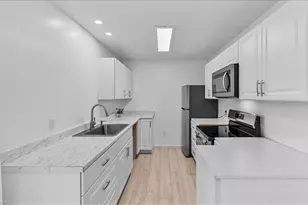 204 Northpoint Ave, High Point, NC 27262 - Photo 9