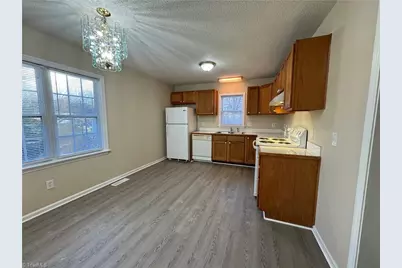 558 Chandler Street, Winston-Salem, NC 27101 - Photo 7