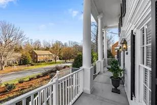 1005 Westminster Dr, Greensboro, NC 27410 - Photo 5