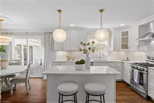 1005 Westminster Dr, Greensboro, NC 27410 - Photo 9