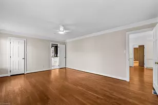 1005 Westminster Dr, Greensboro, NC 27410 - Photo 23