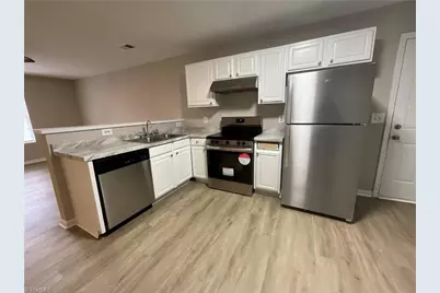 1506 Hidden Creek Terrace, High Point, NC 27260 - Photo 5