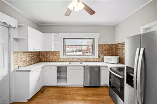 1800 Walker Ave, Greensboro, NC 27403 - Photo 9