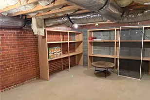 114 W Green Ct, Greensboro, NC 27407 - Photo 29