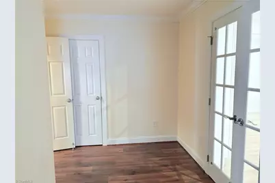 114 W Green Court, Greensboro, NC 27407 - Photo 15