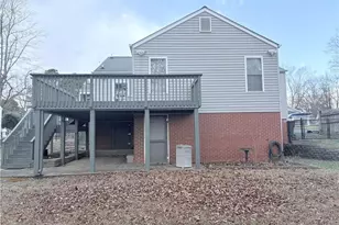 114 W Green Ct, Greensboro, NC 27407 - Photo 27