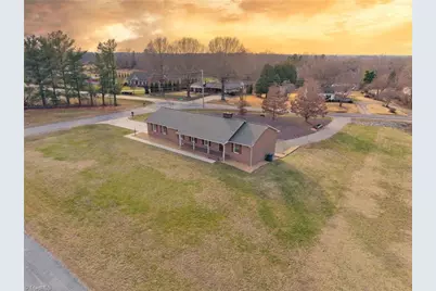 157 Tamworth Drive, Clemmons, NC 27012 - Photo 3