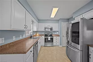 1710 Alzora Ct, Burlington, NC 27215 - Photo 5