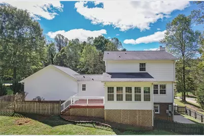 163 Somerset Drive, Reidsville, NC 27320 - Photo 5