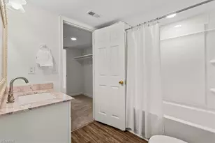 1518 Benjamin Pkwy, Greensboro, NC 27408 - Photo 27