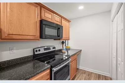 1518 Benjamin Parkway #C, Greensboro, NC 27408 - Photo 17