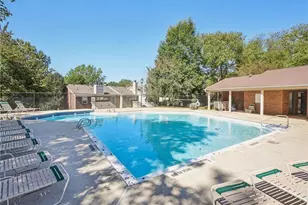 2739 Cottage Pl, Greensboro, NC 27455 - Photo 17