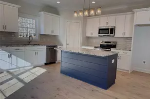 4810 Selwyn Dr, Winston-Salem, NC 27104 - Photo 3