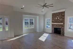 4810 Selwyn Dr, Winston-Salem, NC 27104 - Photo 7