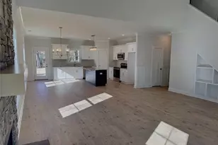 4810 Selwyn Dr, Winston-Salem, NC 27104 - Photo 5