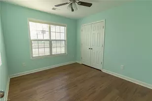 522 Glovenia St, Eden, NC 27288 - Photo 9