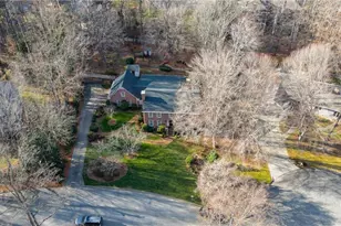 5 Kenbridge Ct, Greensboro, NC 27410 - Photo 3