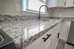 800 Bluford St, Greensboro, NC 27401 - Photo 5