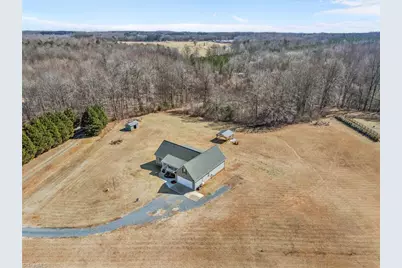 6880 Big Tree Lane, Liberty, NC 27298 - Photo 37