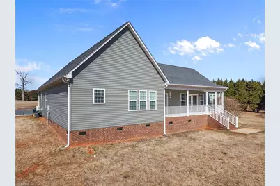 6880 Big Tree Lane, Liberty, NC 27298 - Photo 33