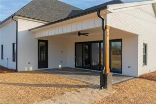 117 Hanes Ln, Lexington, NC 27295 - Photo 3