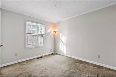 4404 Essex Court, High Point, NC 27265 - Photo 15