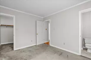 4404 Essex Ct, High Point, NC 27265 - Photo 17