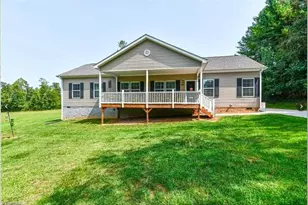 5080 Fox Hill Ln, Winston-Salem, NC 27107 - Photo 1