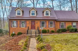 112 Walnut Ln, West Jefferson, NC 28694 - Photo 1