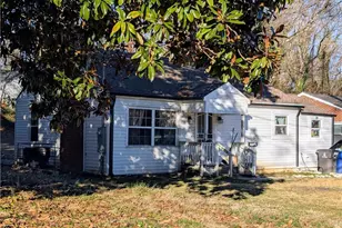 1407 NE 22nd St, Winston-Salem, NC 27105 - Photo 3