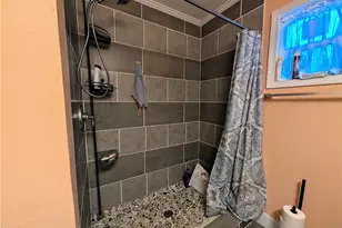 1407 NE 22nd St, Winston-Salem, NC 27105 - Photo 9