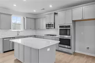 5602 Penguin Dr, Summerfield, NC 27358 - Photo 17