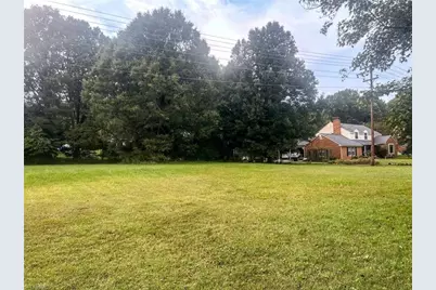 000 Rockwood Avenue, Burlington, NC 27215 - Photo 5