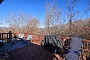 166 Town Ln, Mount Airy, NC 27030 - Photo 19