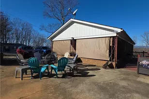 166 Town Ln, Mount Airy, NC 27030 - Photo 23