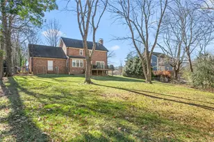 304 Courtland Dr, Elon, NC 27244 - Photo 39