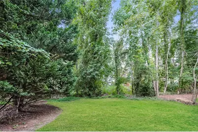 8 Brackenwood Court, Greensboro, NC 27407 - Photo 15