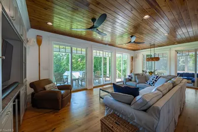 117 N Stillwood Lane, Semora, NC 27343 - Photo 5